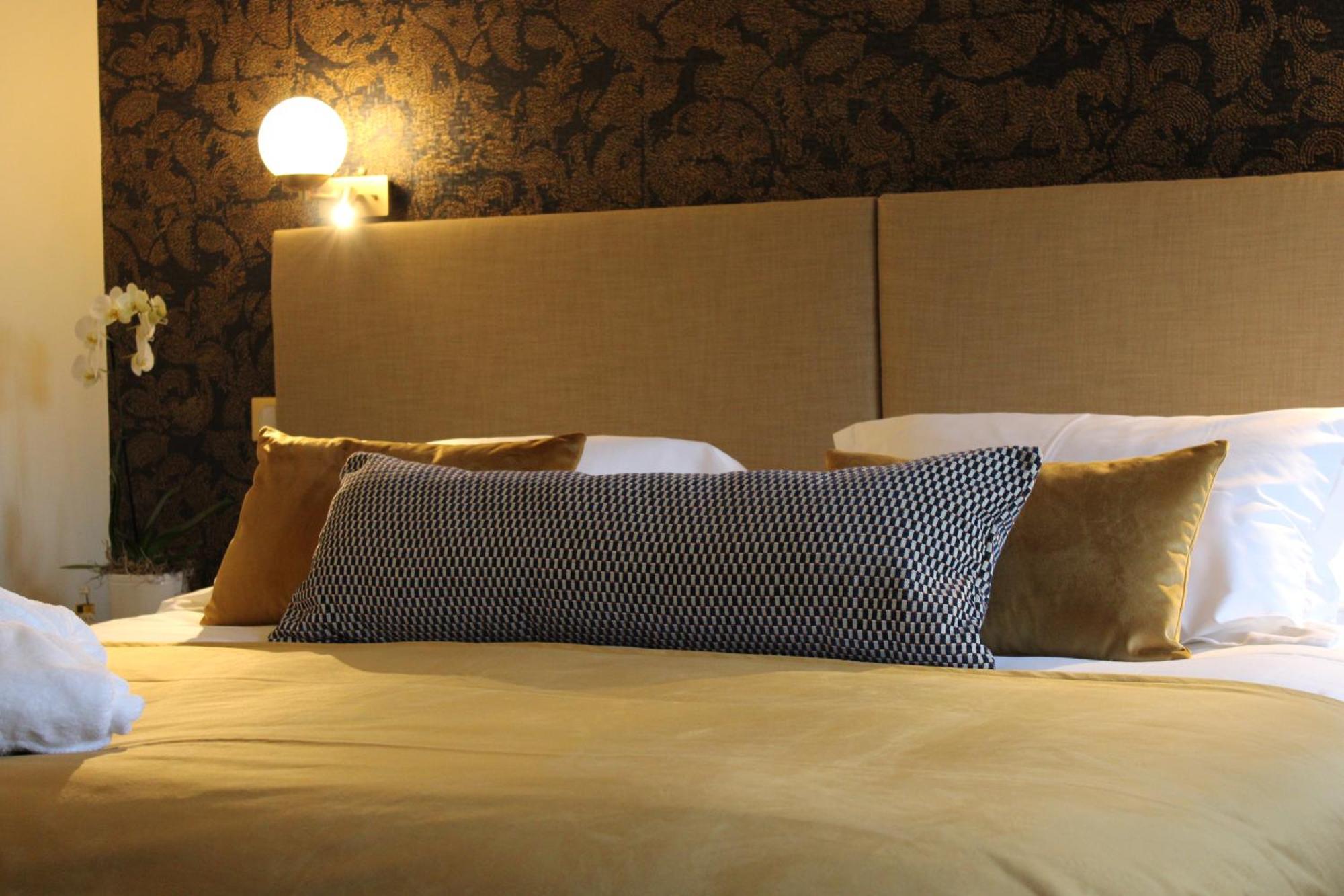 Hotel La Truffe Noire บรีฟ-ลา-เกยยาร์ด ภายนอก รูปภาพ