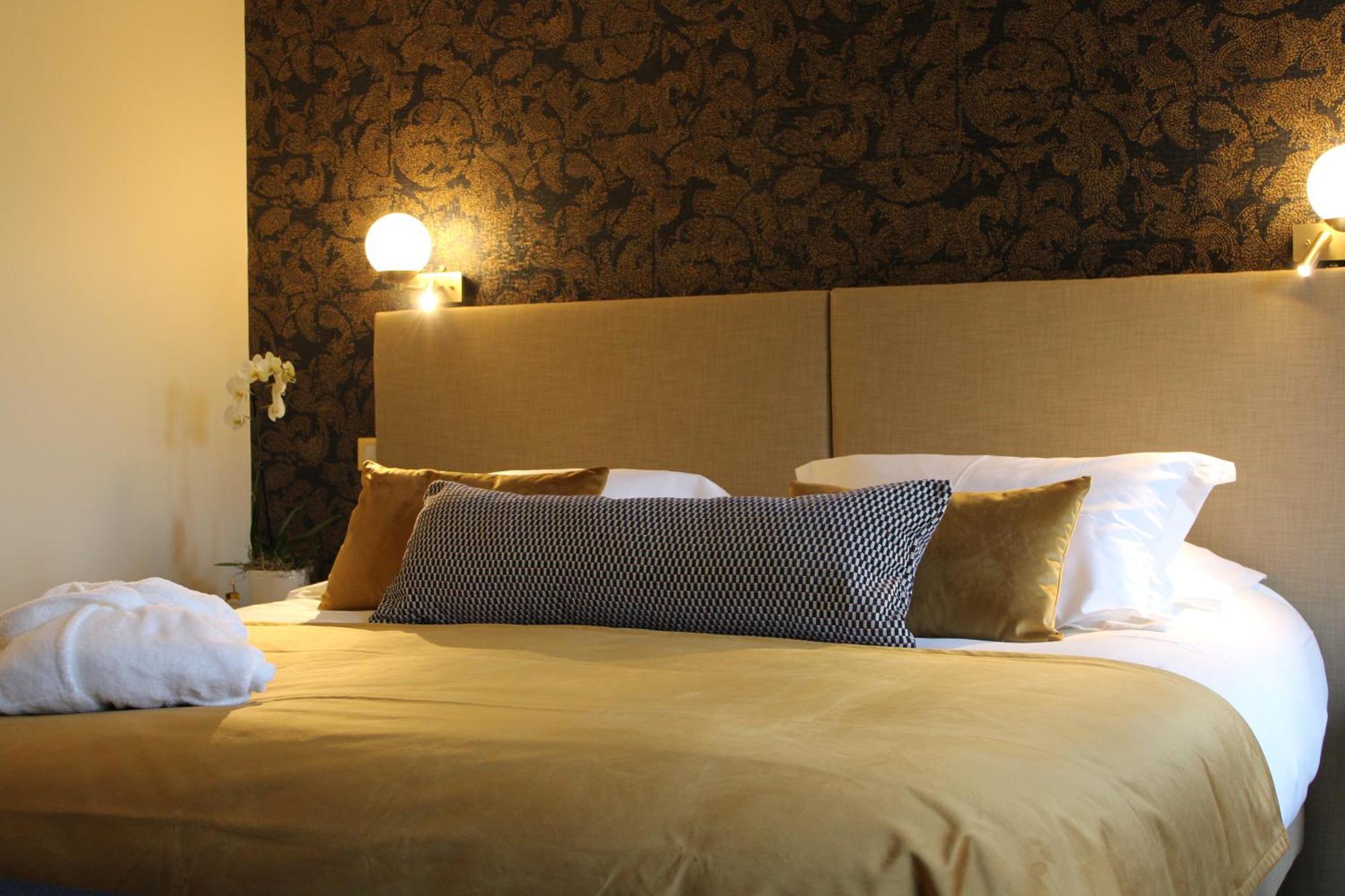 Hotel La Truffe Noire บรีฟ-ลา-เกยยาร์ด ภายนอก รูปภาพ