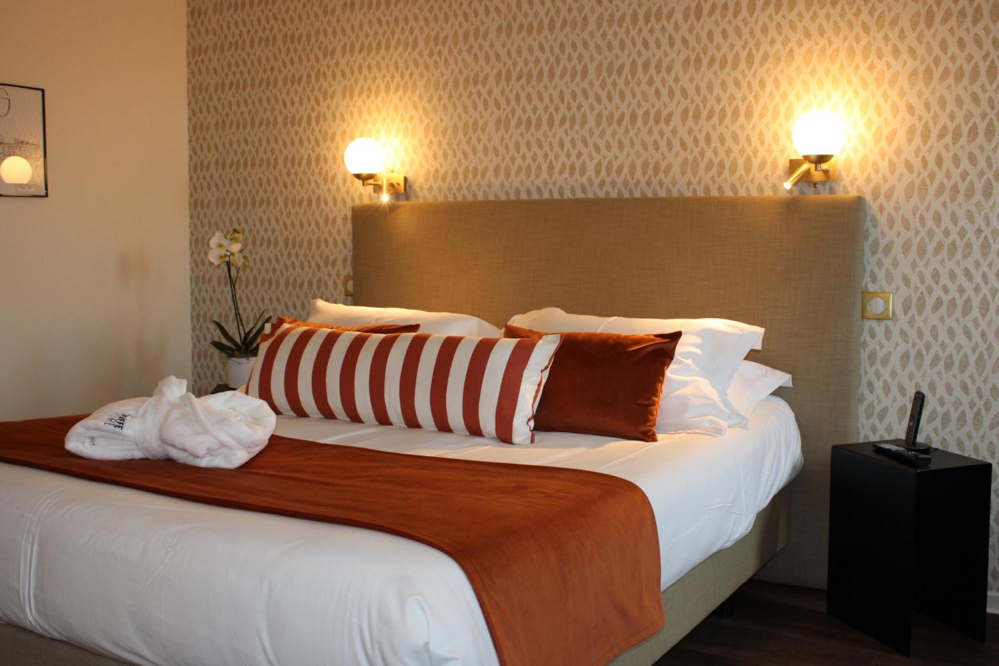 Hotel La Truffe Noire บรีฟ-ลา-เกยยาร์ด ภายนอก รูปภาพ
