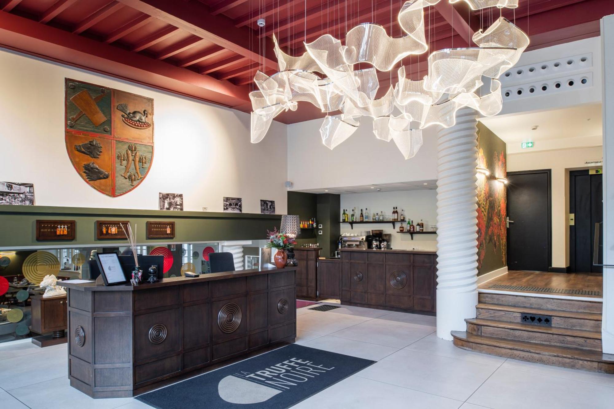 Hotel La Truffe Noire บรีฟ-ลา-เกยยาร์ด ภายนอก รูปภาพ