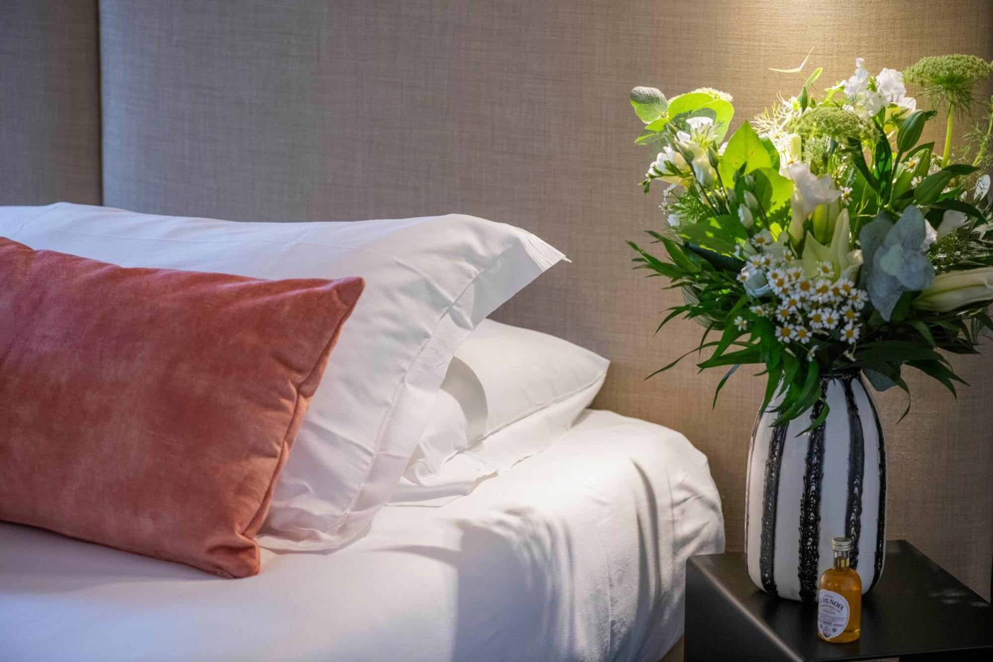 Hotel La Truffe Noire บรีฟ-ลา-เกยยาร์ด ภายนอก รูปภาพ