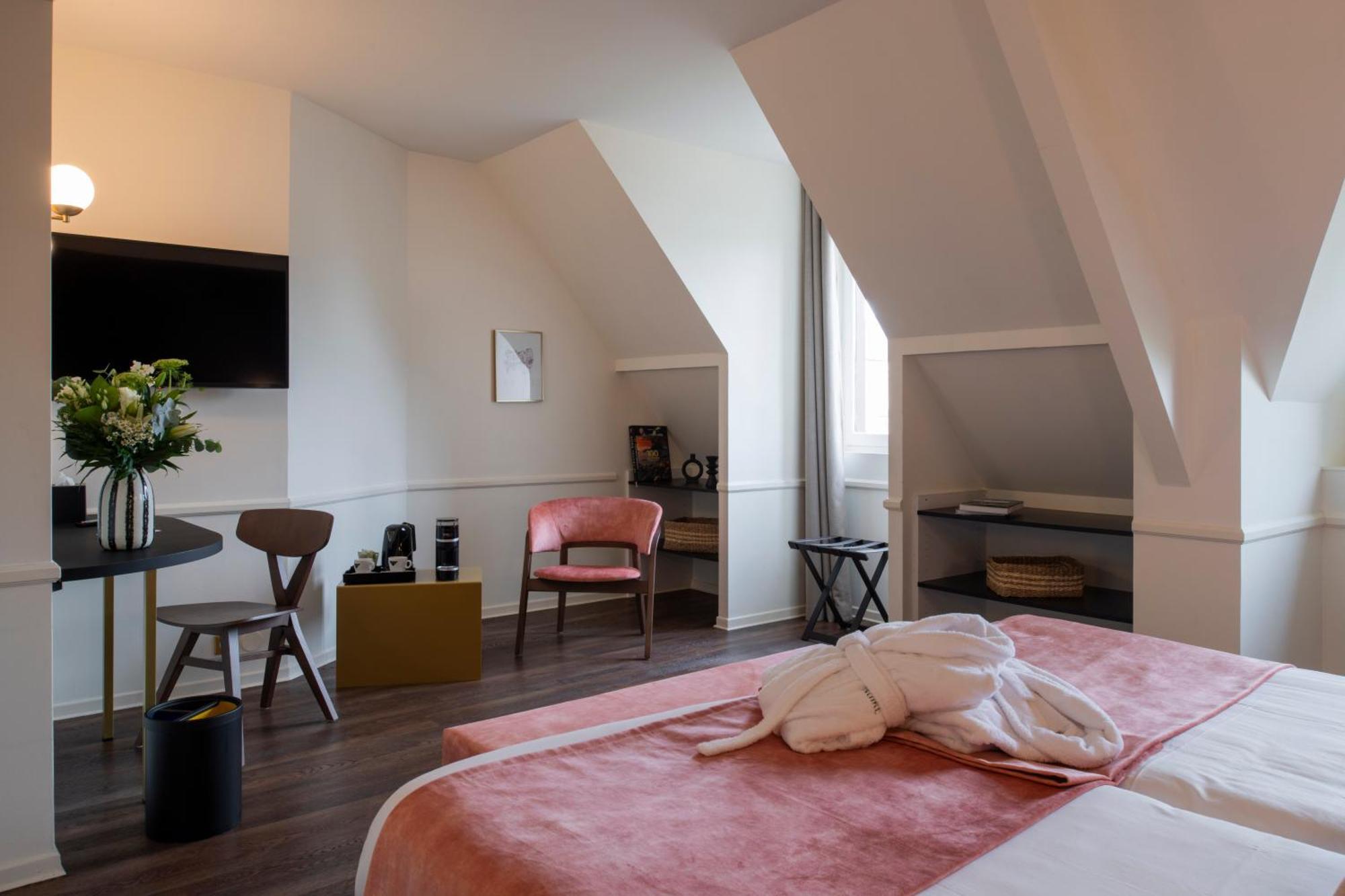 Hotel La Truffe Noire บรีฟ-ลา-เกยยาร์ด ภายนอก รูปภาพ