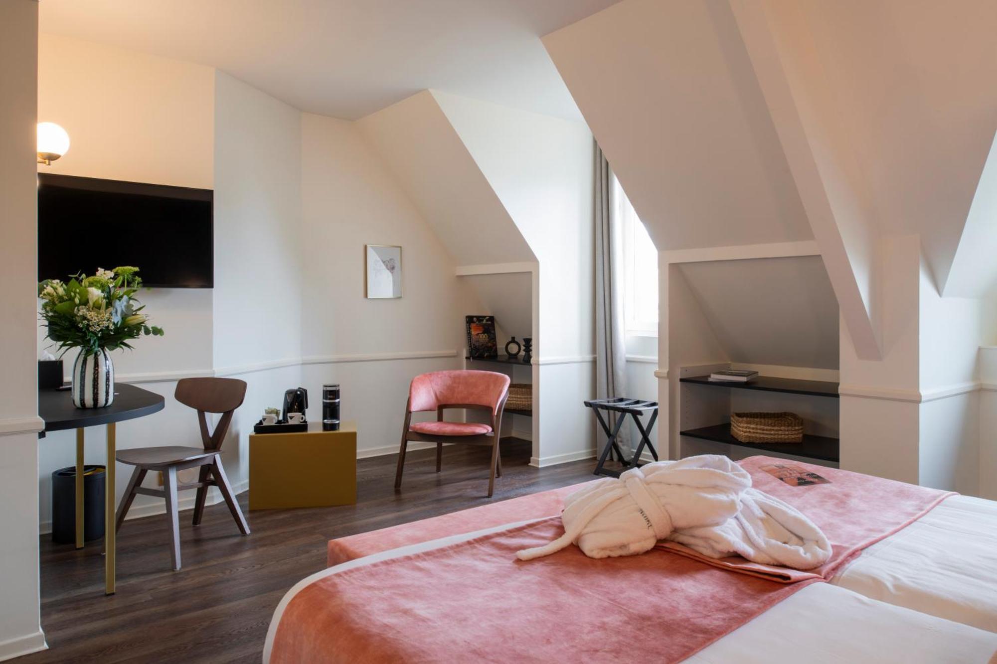 Hotel La Truffe Noire บรีฟ-ลา-เกยยาร์ด ภายนอก รูปภาพ