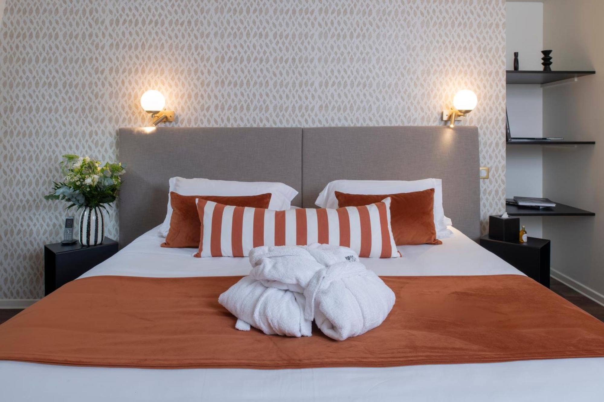 Hotel La Truffe Noire บรีฟ-ลา-เกยยาร์ด ภายนอก รูปภาพ