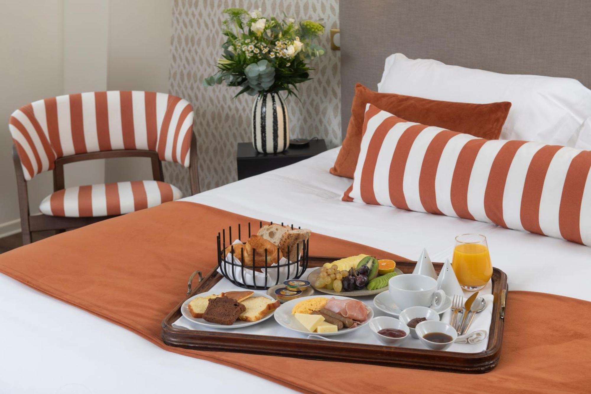 Hotel La Truffe Noire บรีฟ-ลา-เกยยาร์ด ภายนอก รูปภาพ