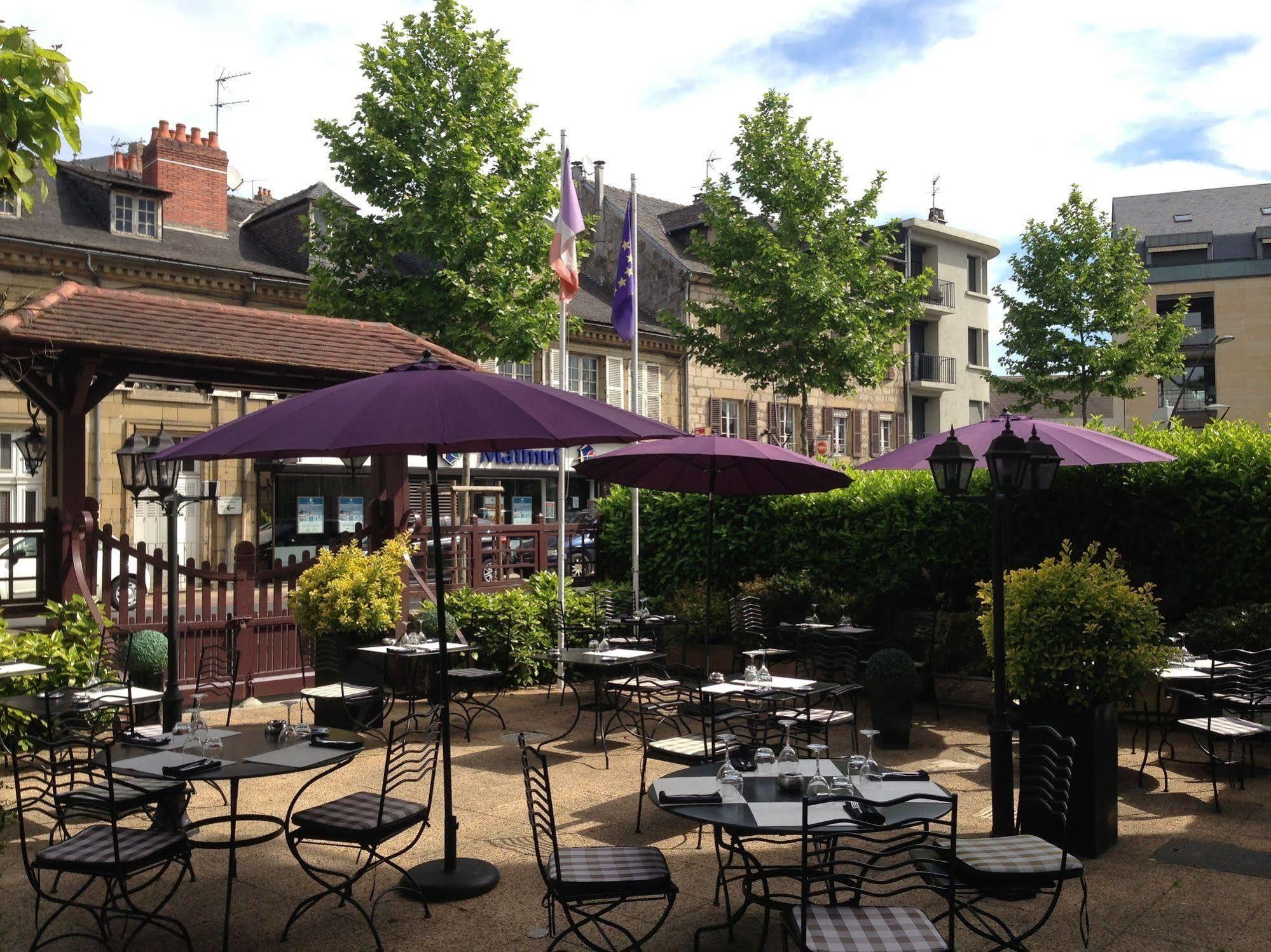 Hotel La Truffe Noire บรีฟ-ลา-เกยยาร์ด ภายนอก รูปภาพ